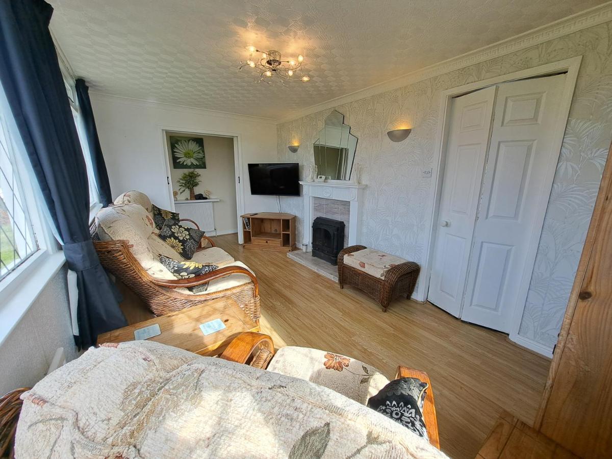 Beach & Tonic Beachside Chalet Humberston Dış mekan fotoğraf
