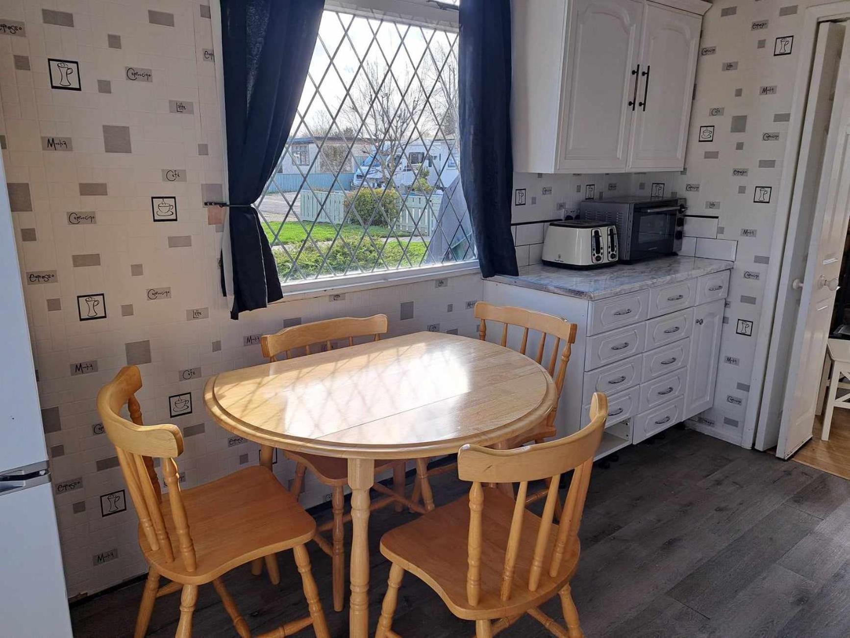 Beach & Tonic Beachside Chalet Humberston Dış mekan fotoğraf